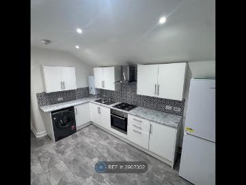 Mount Pleasant Road, London SE13, 2 bed maisonette to rent, £1,695 pcm | PrimeLocation