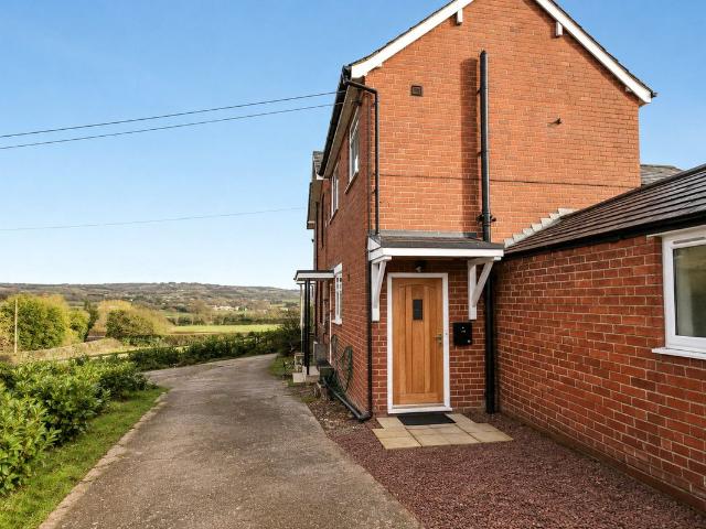 Mount Road, Fairfield, Bromsgrove, Worcestershire B61, 1 bed flat to rent, £760 pcm | PrimeLocation