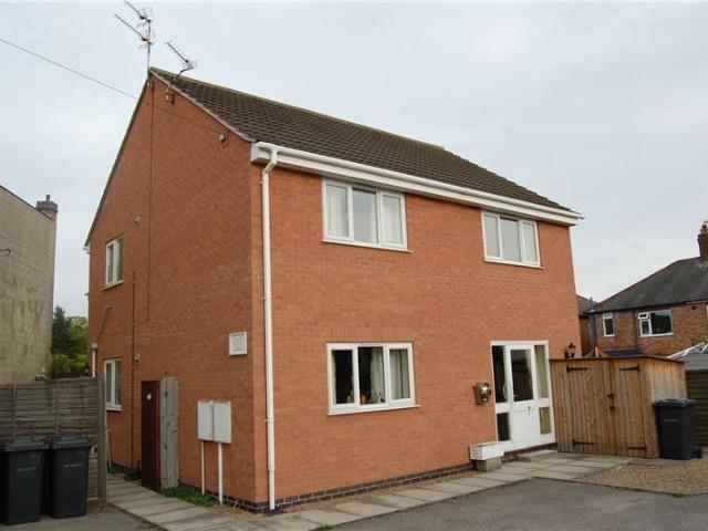 Mount Road, Hinckley, Leicestershire LE10, 1 bed flat to rent, £695 pcm | PrimeLocation