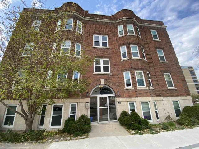 Mount Royal 1 Bedroom Apartment for Rent at 36 Navy Way, Winnipeg, MB R3C 4J8 Downtown Winnipeg