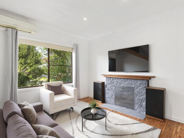 Mount Saint Thomas, 72 Taronga Avenue