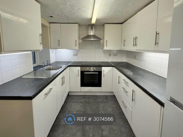 Mount St, Bangor LL57, 4 bed terraced house to rent, £1,195 pcm | PrimeLocation