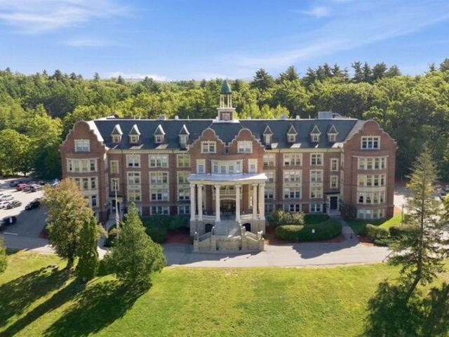 Mount St Marys Way Unit,hooksett, Condo For Sale