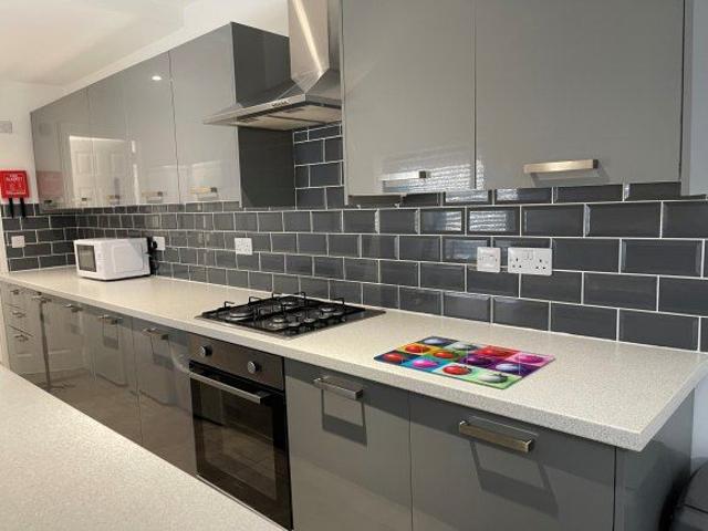 Mount Street, Lincoln, Lincolnshire LN1, 5 bed shared accommodation to rent, £342 pppm | PrimeLocation