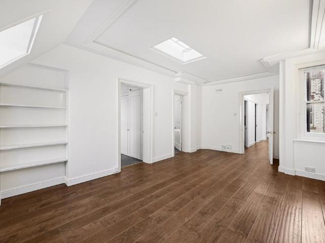 Mount Street, Mayfair, London, W1K 3 bed flat to rent £4,983 pcm £1,150 pw