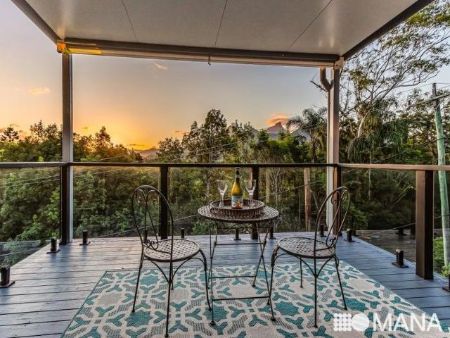 Mountain views and mindful living in sought after Uki