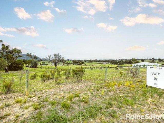 Price Revision Mountain Views In Beautiful Country Estate 17 Banksia Way, Rylstone