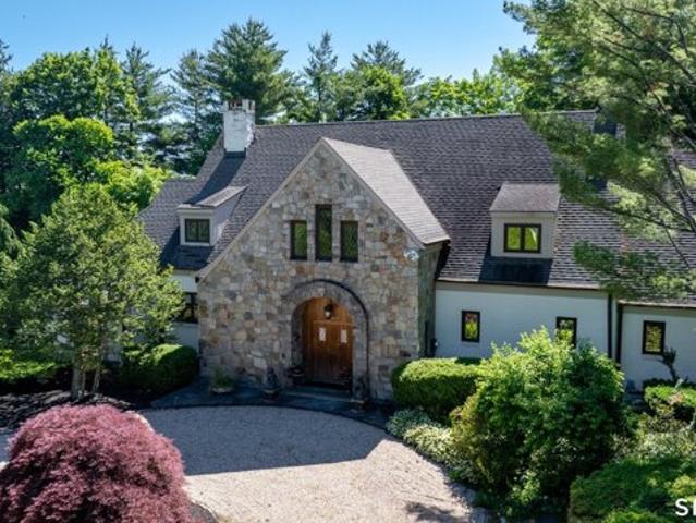 Mountain Farms Rd, West Hartford, Home For Sale