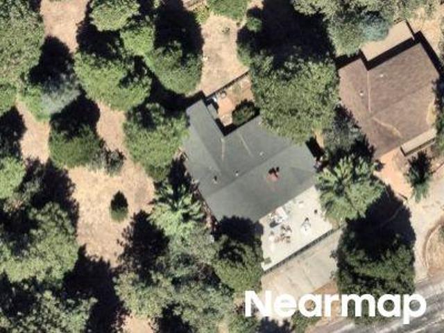Mountain Oak Dr