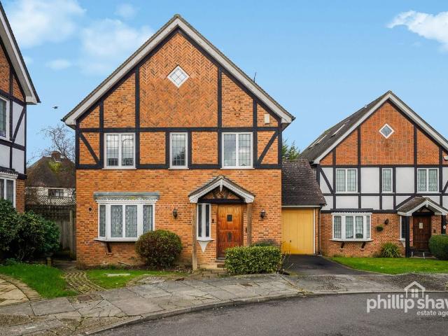 Mountington Park Close, Harrow HA3, 5 bed detached house to rent, £3,500 pcm | PrimeLocation