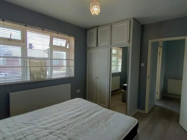 Mountjoy Close, London SE2 House share to rent £800 pcm £185 pw