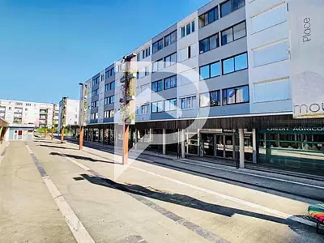 Mourenx 64150 Achat / Vente appartement 4 pièces t4 au dernier étage cave