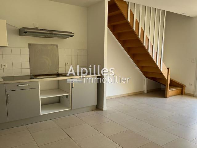 Mouriès Location Maison 13