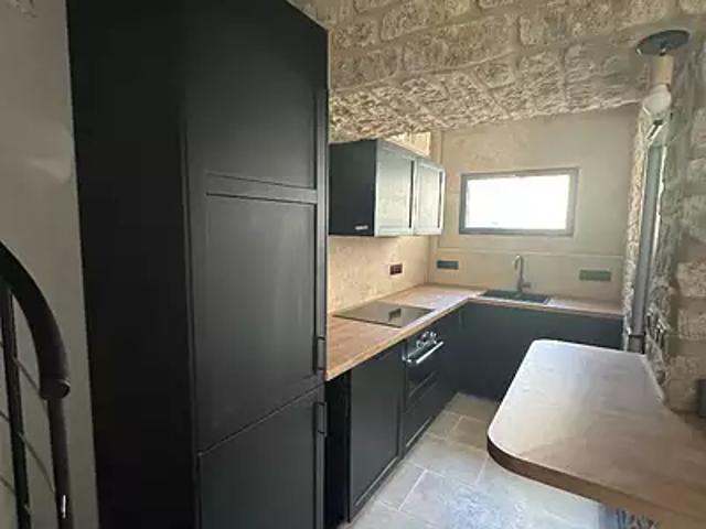 Mouriès 13890 Achat / Vente maison 2 pièces t2 au dernier étage