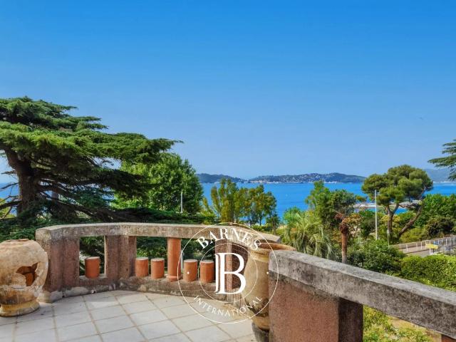 Mourillon Maison de Maître à rénover Vue mer 350m² Toulon