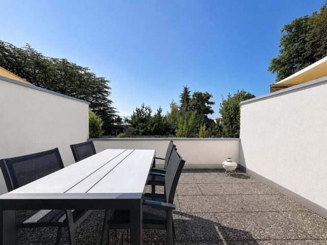 Mousquines: Atemberaubende Wohnung mit einer 22 m² großen, nach Süden ausgerichteten Terrasse