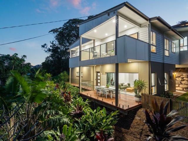 Move Fast: Panoramic Ocean Views & Pure Luxury Will Be Sold!