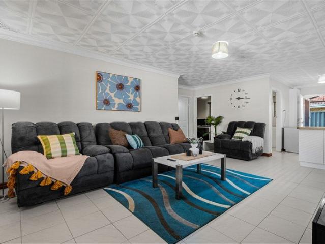 Move In Now Affordable Dianella Living with a Beautiful Private Garden