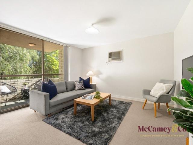 MOVE IN or RENT OUT