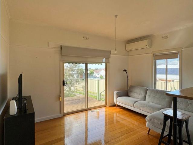 Move In Comfort on Russell Street