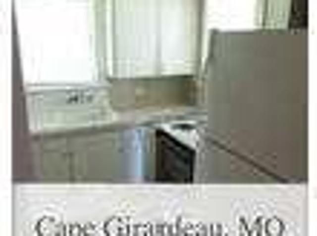 Move in condition, 2 bedroom 1 bath. $475/mo