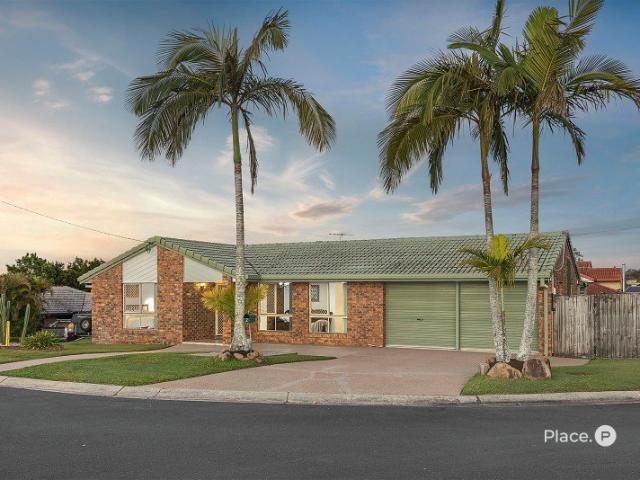 MOVE IN FAMILY COMFORT WITH UPGRADES AND SWIMMING POOL