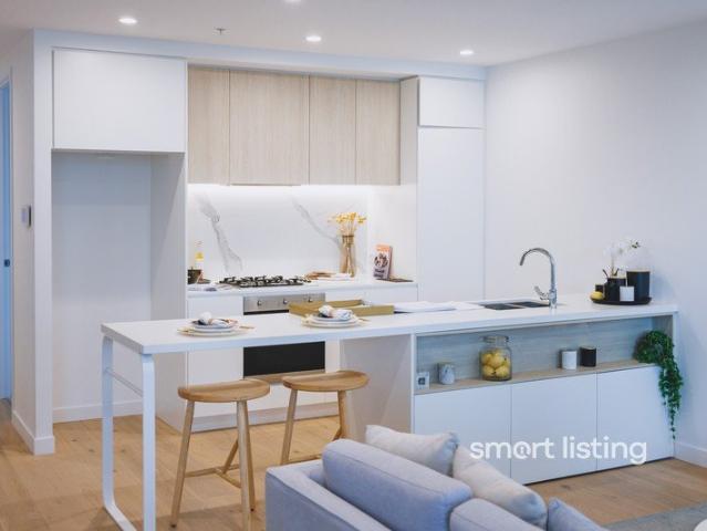 Move in Immediately: Luxurious and Well Positioned Apartment Located in the Heart of Box Hill