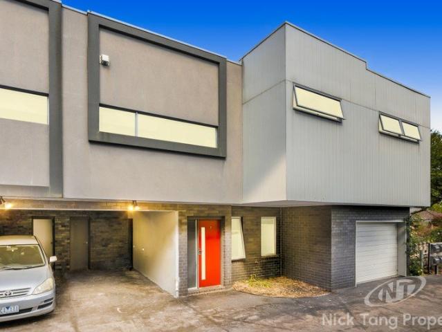 MOVE IN READY NEAR BOX HILL HIGH AND DEAKIN UNI
