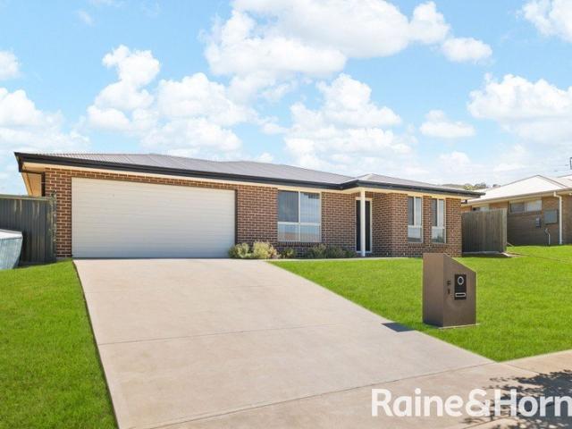 Move In Ready Near New Home Perfect First Home or Investment