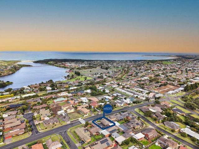 MOVE IN READY OR INVESTMENT OPPORTUNITY