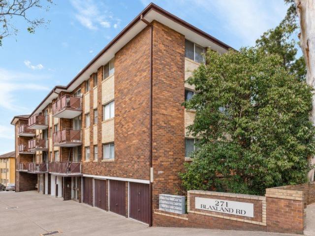 Move In Ready Apartment in a Prime Location