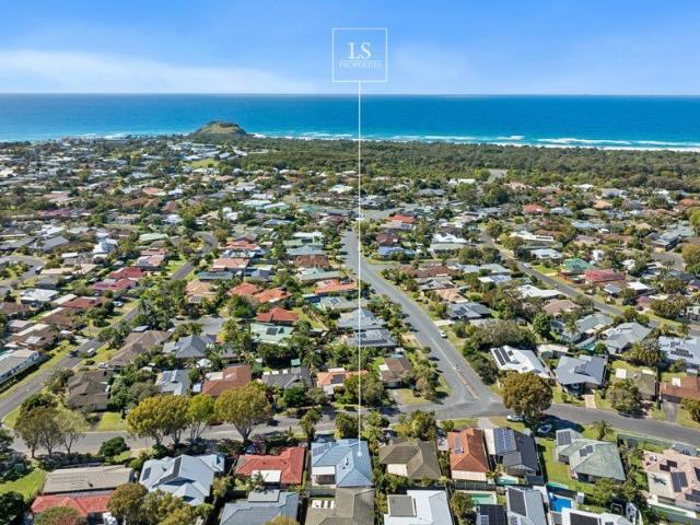 Move In Ready Coastal Living in Cabarita Beach