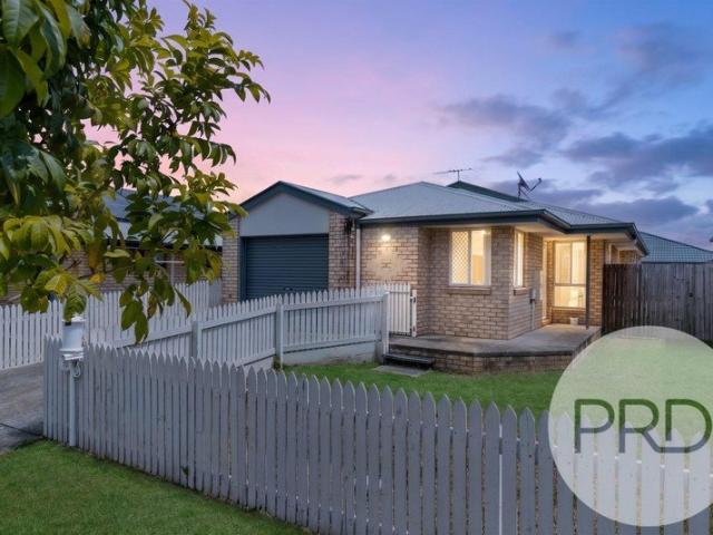 Move In Ready, Convenient Fitzgibbon Location
