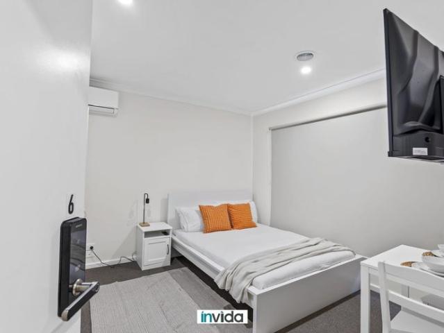 Move In Ready Ensuite Room in Wallan — Modern Rooming House Accommodation your answer for housing crisis ! COUPLES WELCOME TO APPLY !