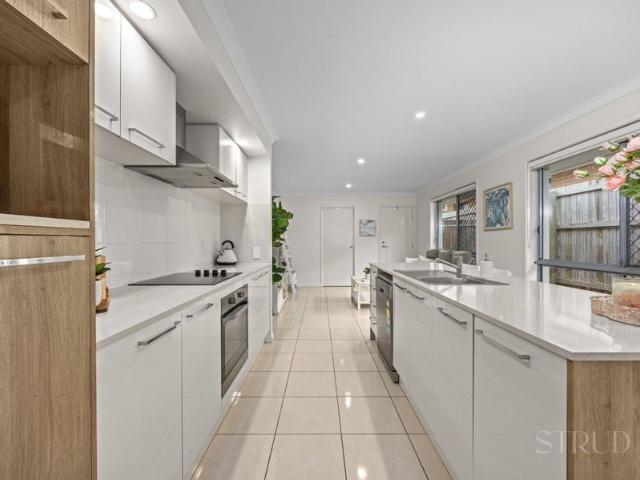 Move In Ready, Fully Fenced & Low Maintenance