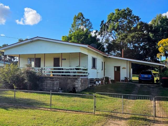 Move In Ready Family Home on a Spacious 1,012m² Allotment
