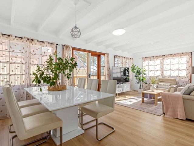 MOVE IN READY FAMILY HOME | FULLY FURNISHED
