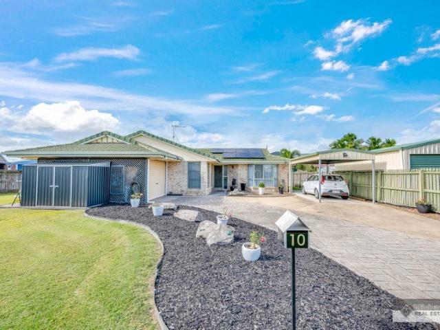 Move In Ready Family Home in a Peaceful Neighbourhood