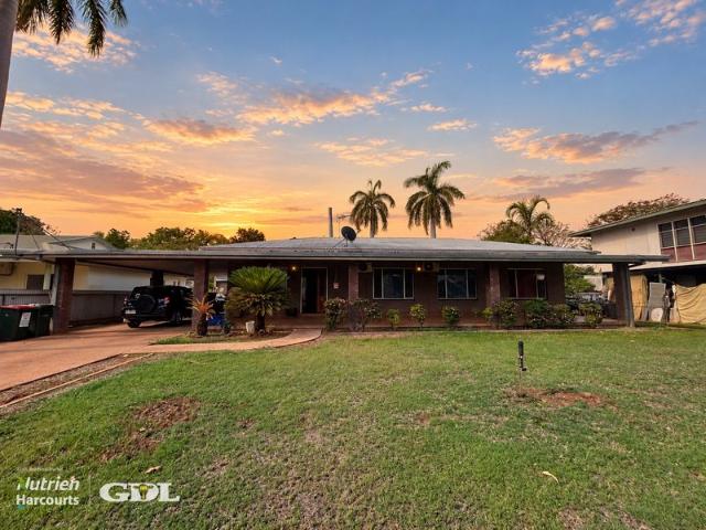 Move In Ready Family Home in a Prime Katherine North Location