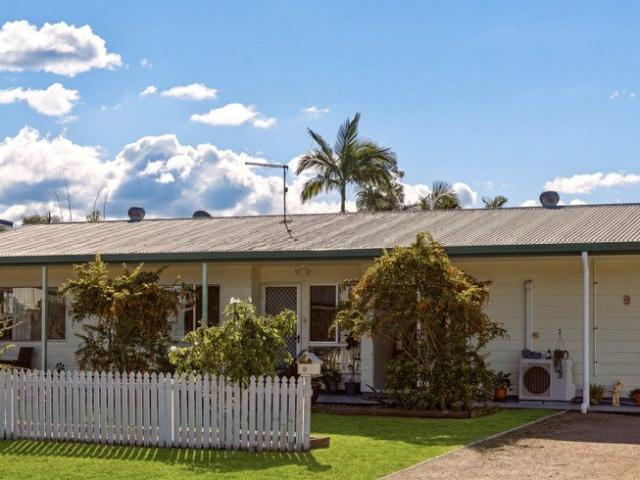 Move In Ready Family Home with Side Access, Shed & Coastal Convenience