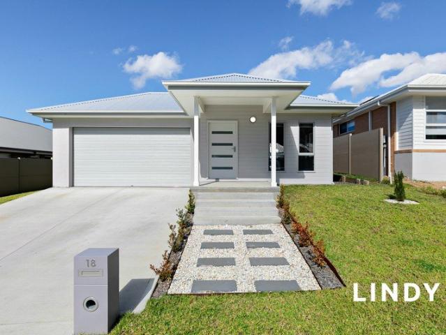 MOVE IN READY FAMILY LIVING