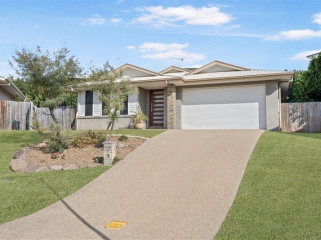 Move In Ready Family Living with Space to Enjoy