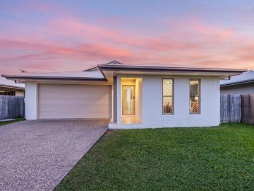 Move In Ready Home with Seamless Indoor Outdoor Living and Solar!