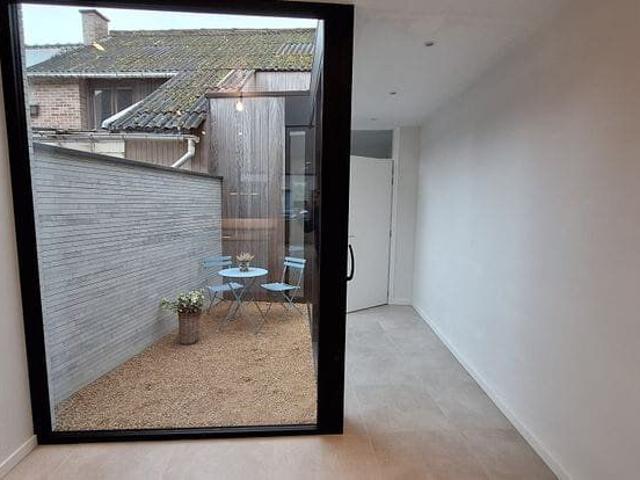 Move in ready house for rent in the heart of Poperinge