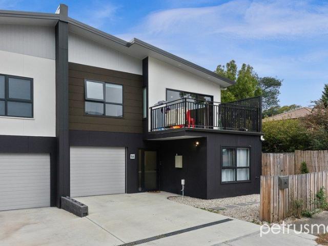 Move In Ready, Light Filled Home with Entertainer's Balcony