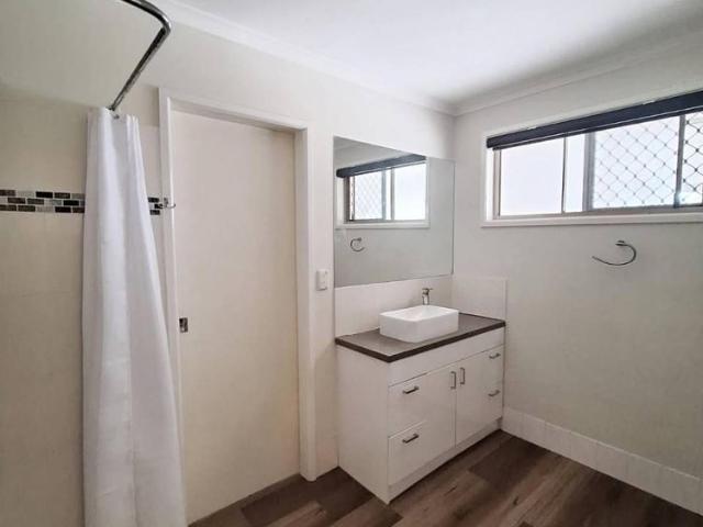 Move In Ready Perfect for Golfers, Caravaners, and Easy Living!