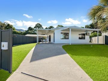 Move In Ready Private Freestanding Villa