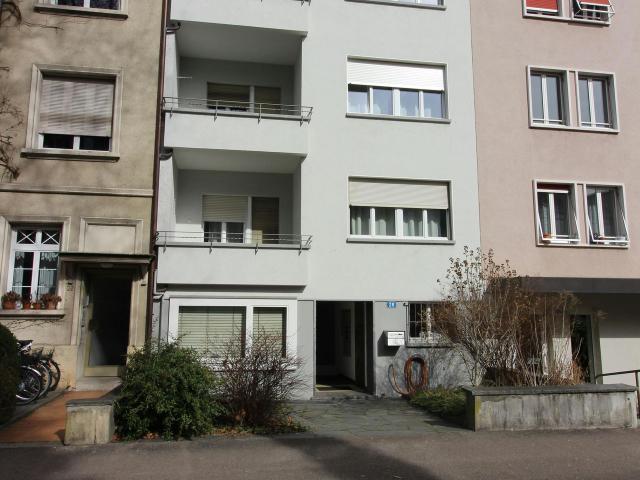 Move In Ready Studio Apartment in Basel, Basel Amsterdam Apartments for Rent