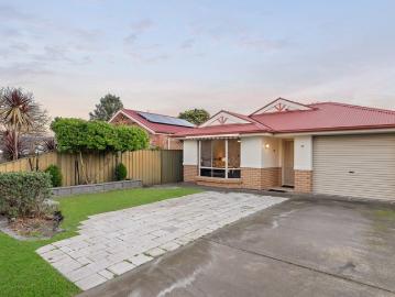 Move In Ready Three Bedroom Home with Easy Living Alfresco