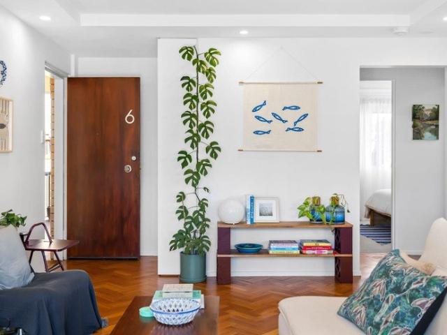 Move In Ready Top Floor Apartment in a Boutique Complex